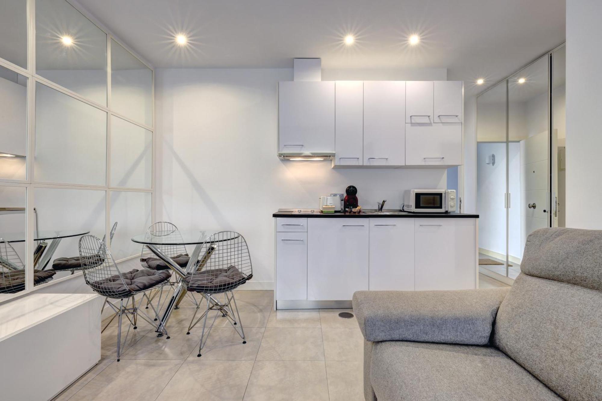 Apartamentos Con Vistas Y Terraza En マルベーリャ エクステリア 写真